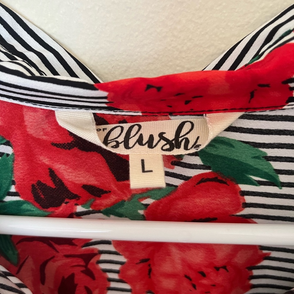 Flower Blouse - Picture 3 of 3